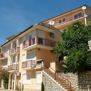 Ani Crikvenica